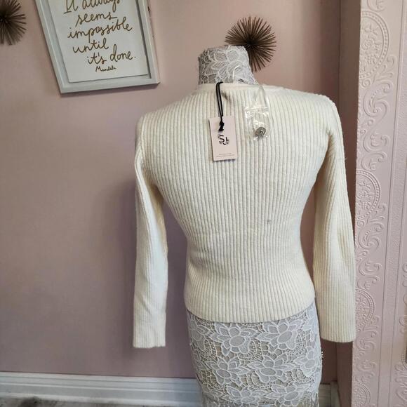 NWT Sincerely Jules cream gold button up soft sweater large - Picture 5 of 8